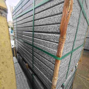 新乡芝麻白楼梯踏步室外