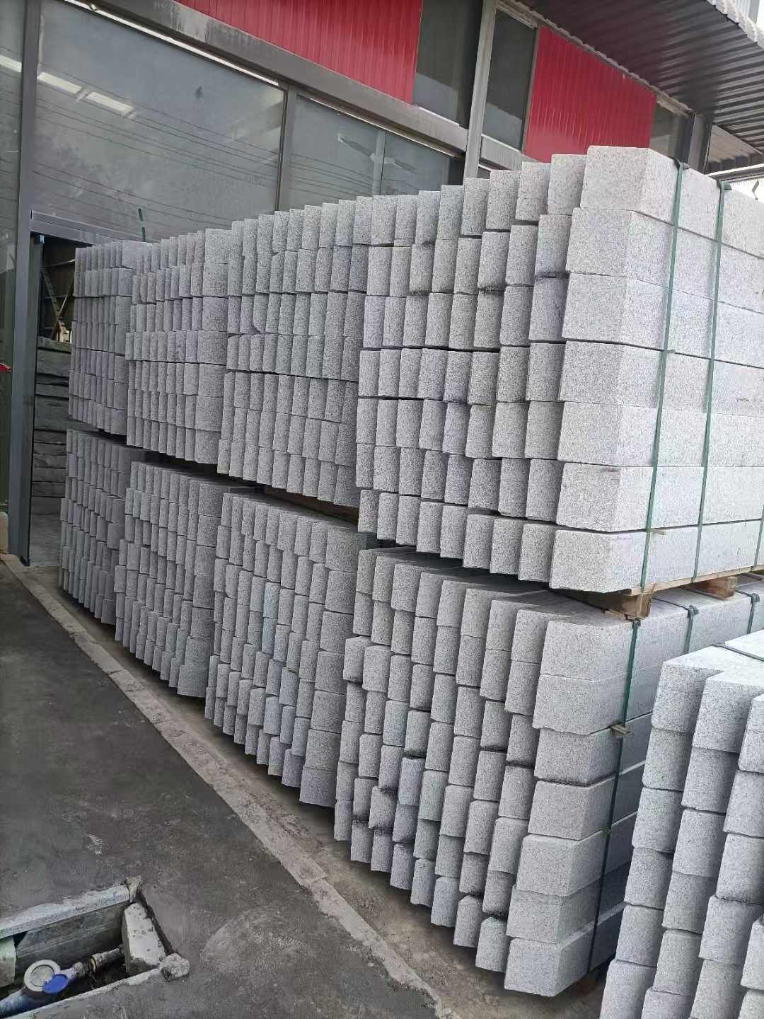 新乡芝麻白树围石 树池