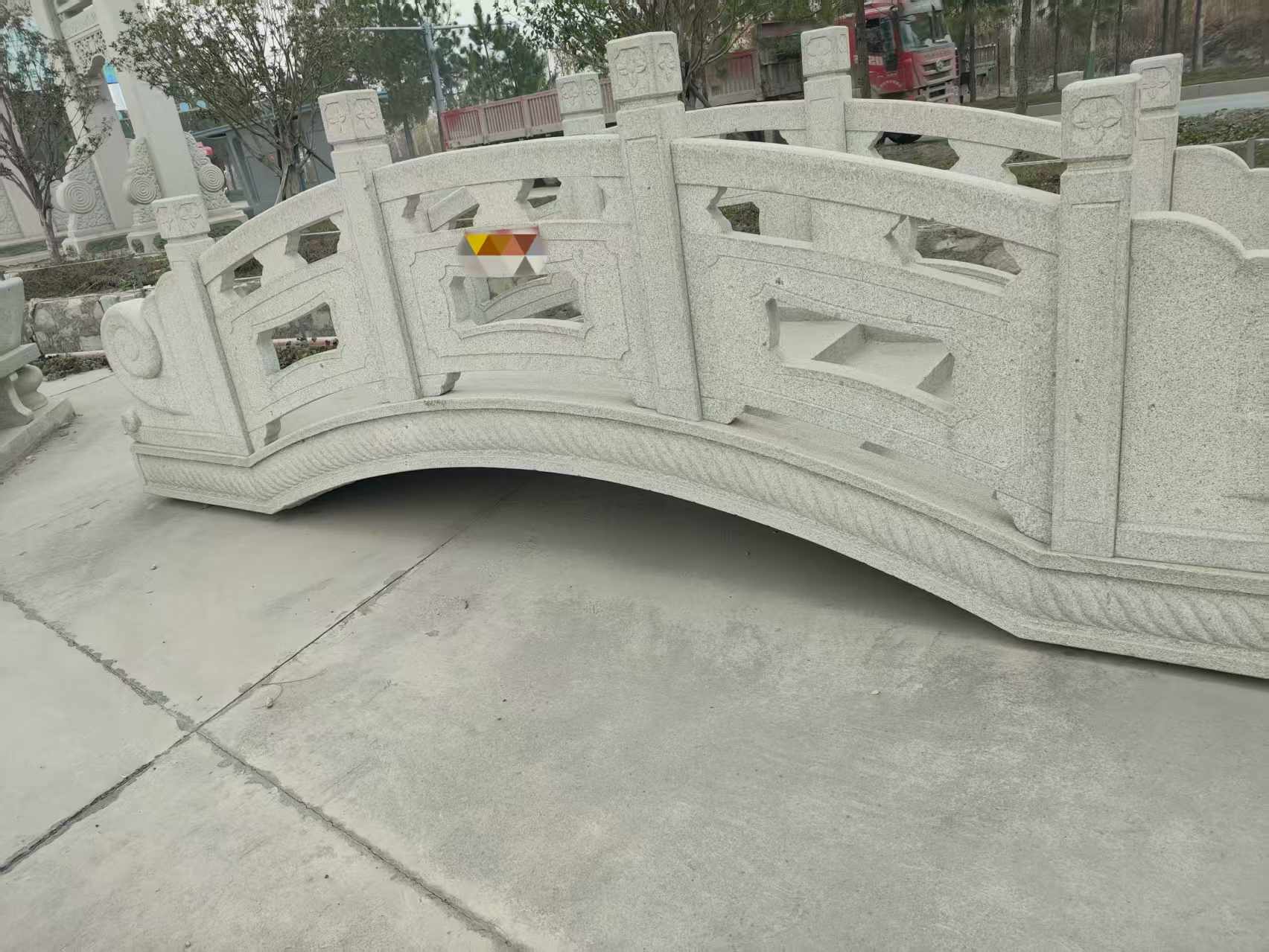 新乡芝麻白拱桥，石桥