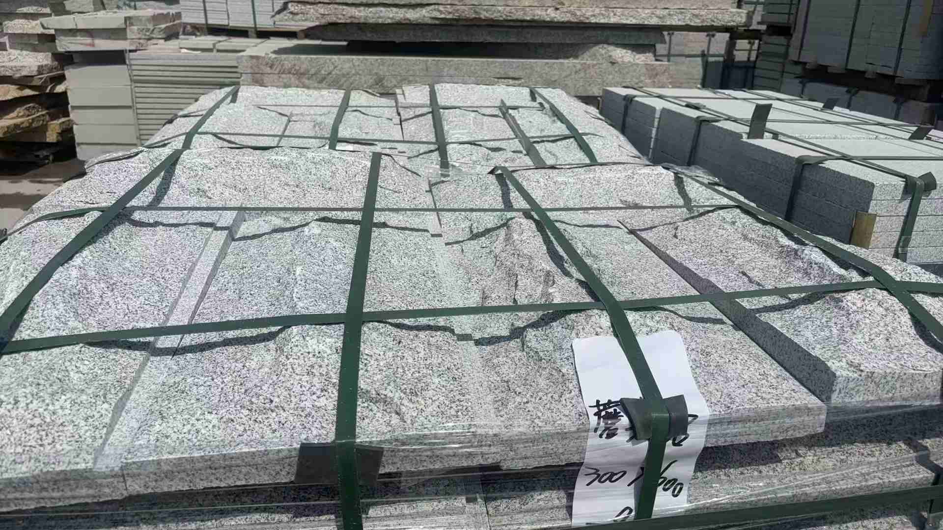 新乡蘑菇石 自然面