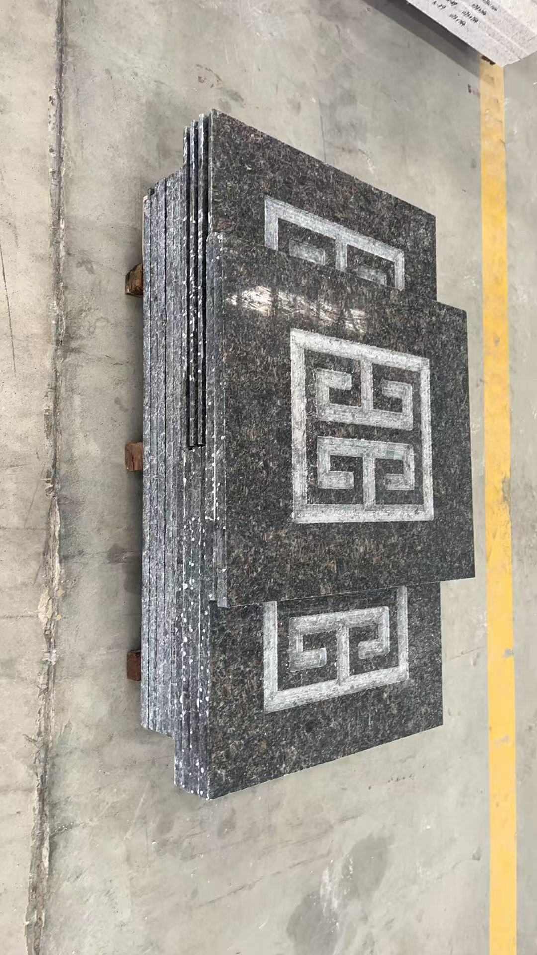 新乡英国棕回纹雕刻版